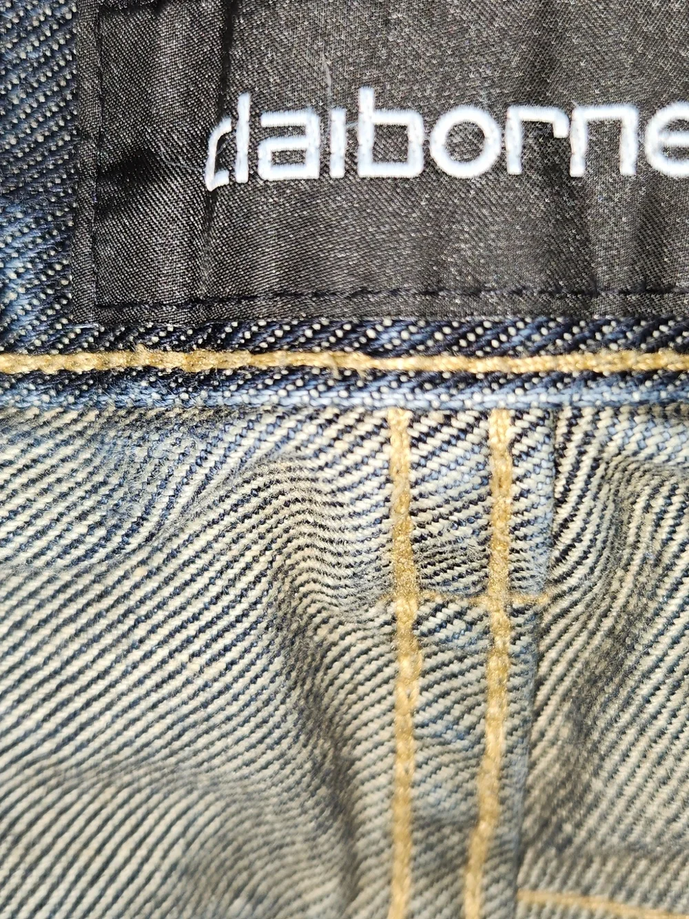 Men's Dark Blue Classic Straight Jeans Claiborne 36/30. Nice